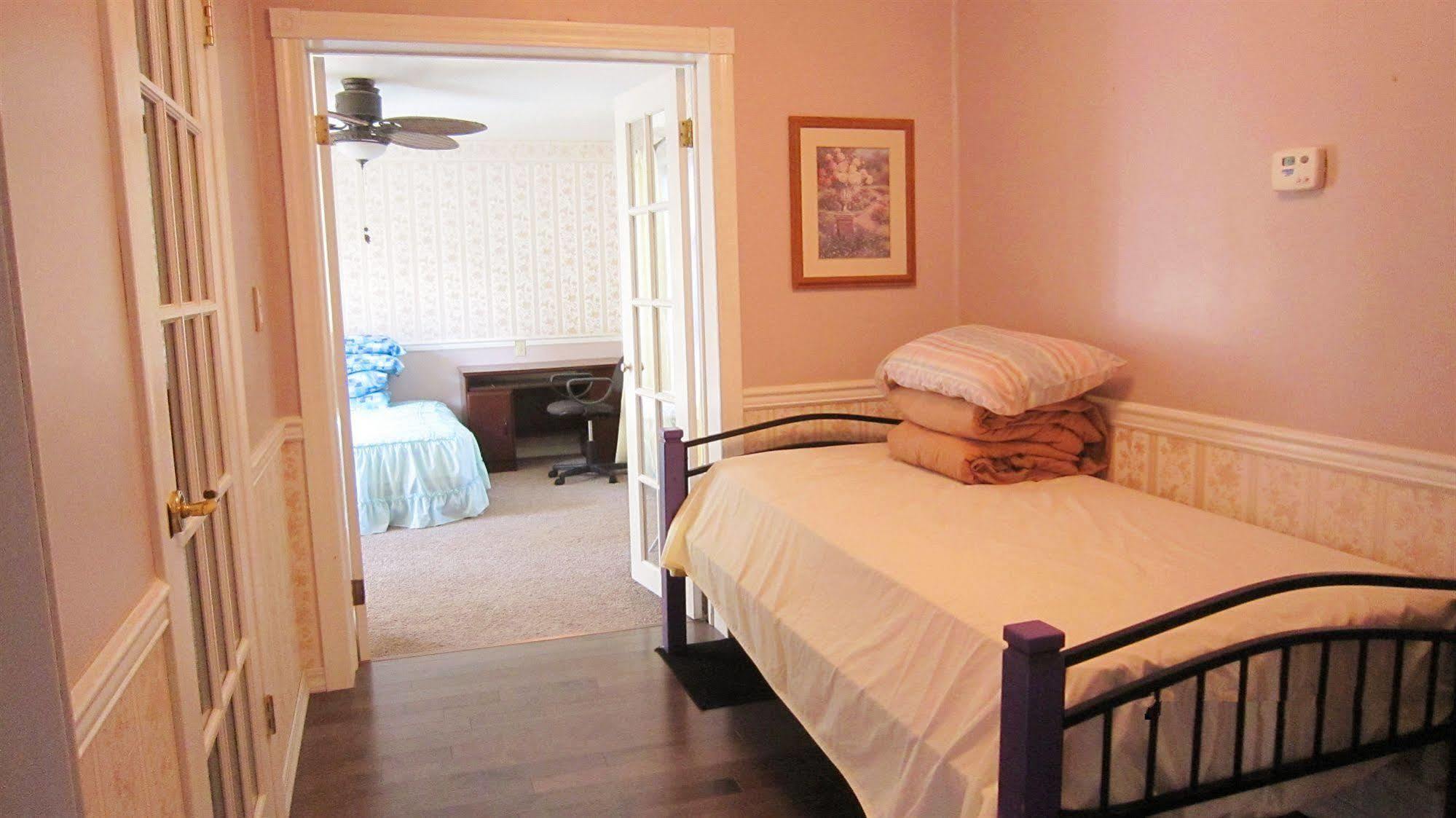Wenxin B&B Ρεγκίνα Εξωτερικό φωτογραφία